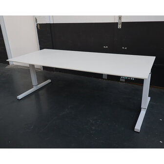 Wit onderstel T Poot Zit/zit 180x80 CM 12mm volkern blad. Enkele motor/ 2nd-life