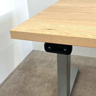 Bureau zit/sta,180x90 2,5, alu onderstel / 2nd-life