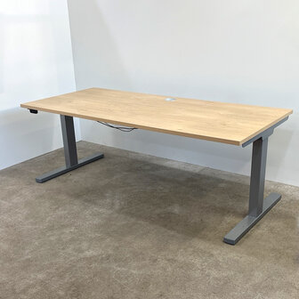 Bureau zit/sta,180x90 2,5, alu onderstel / 2nd-life
