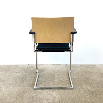 Casala Fenix vergaderstoel zwart, chroom slede onderstel, stapelbaar / 2nd-life